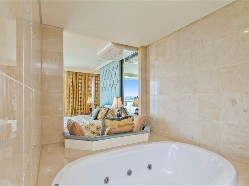 A6-1 ‘Rivage Royale’ 75 Brighton Parade, Southport QLD 4215