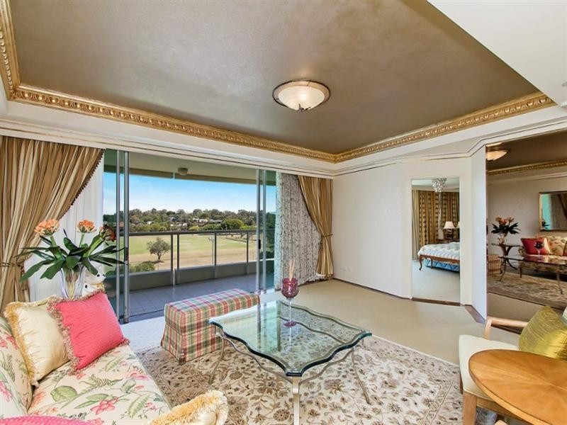 A6-1 ‘Rivage Royale’ 75 Brighton Parade, Southport QLD 4215