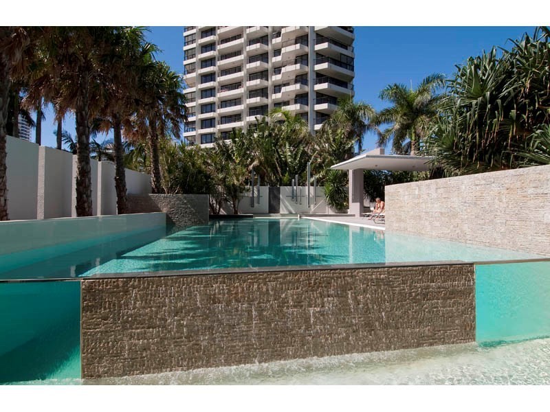 26 Breaker Street, Main Beach QLD 4217