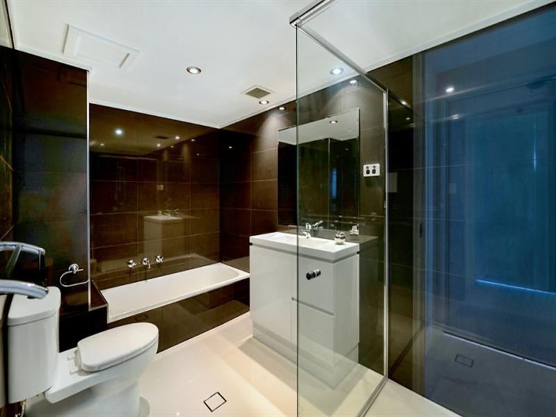 80 Esplanade, Surfers Paradise QLD 4217