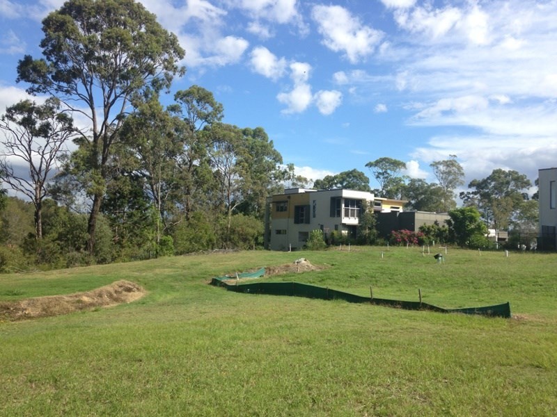 76 Tashey Court, Bundall QLD 4217