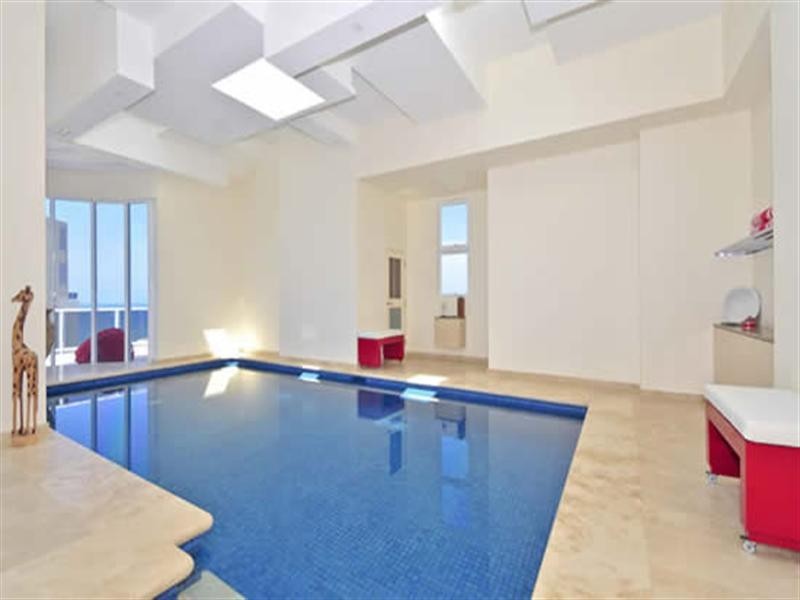 59 Pacific Street, Main Beach QLD 4217