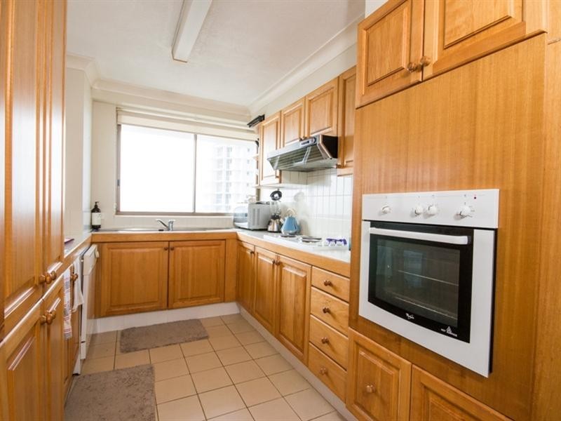 29 ‘Spinnaker’  3554 Main Beach Parade, Main Beach QLD 4217