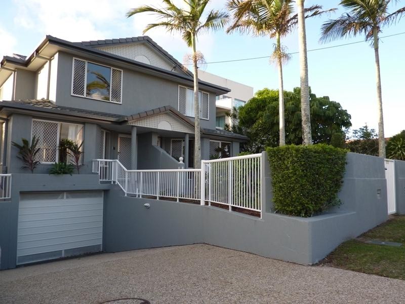 1 and 2/49 Heron Avenue, Mermaid Beach QLD 4218