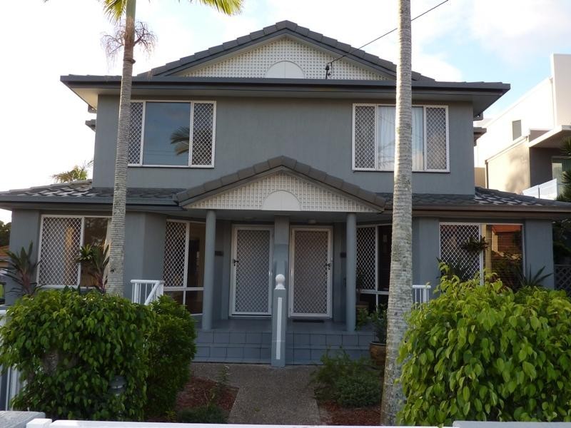 1 and 2/49 Heron Avenue, Mermaid Beach QLD 4218