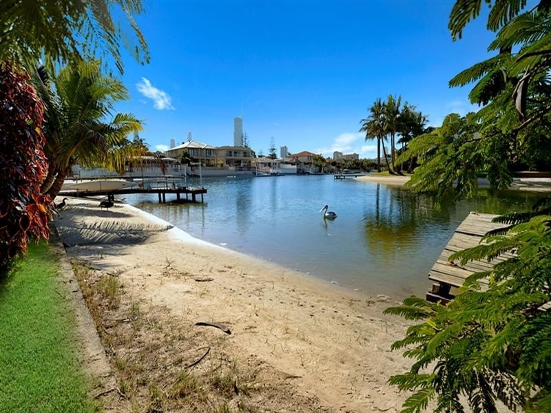 10 Etna Street, Surfers Paradise QLD 4217