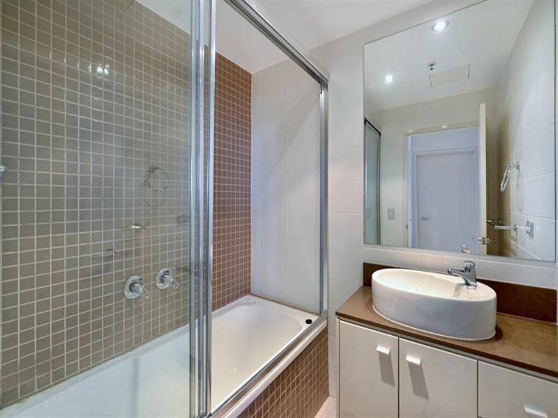 1 Aqua Street, Southport QLD 4215