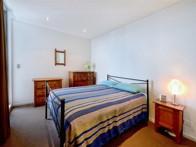 1 Aqua Street, Southport QLD 4215