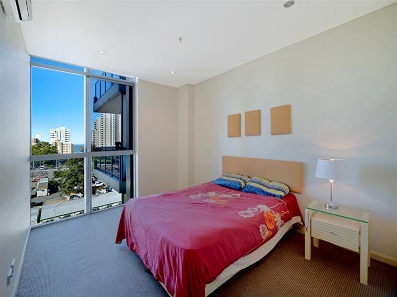 18 Cypress Avenue ‘Solaire’, Surfers Paradise QLD 4217