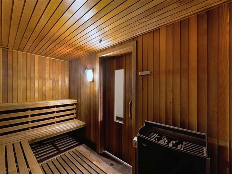 18 Cypress Avenue ‘Solaire’, Surfers Paradise QLD 4217