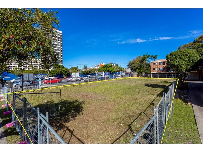 124 Marine Parade, Southport QLD 4215