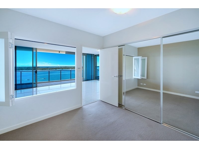 430 Marine Parade, Biggera Waters QLD 4216