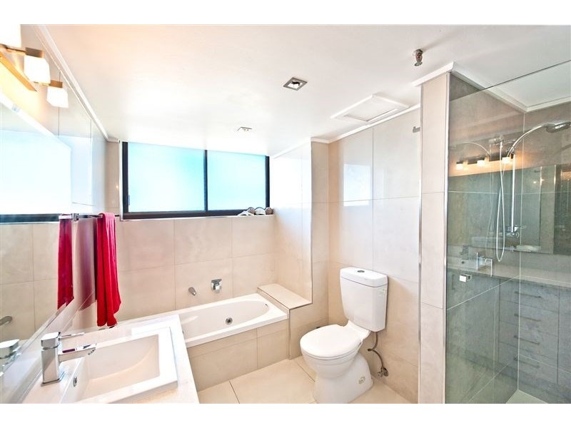 80 Esplanade, Surfers Paradise QLD 4217