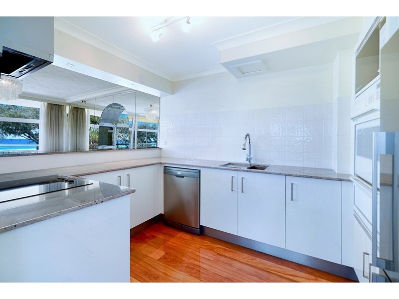 80 The Esplanade, Surfers Paradise QLD 4217