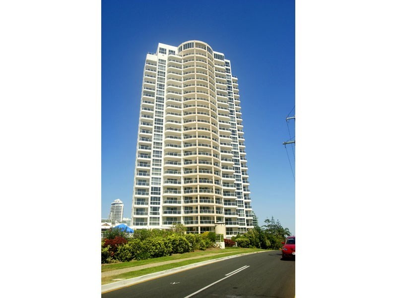 59 Pacific Street, Main Beach QLD 4217