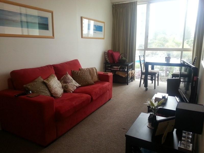 46 Pacific Street, Main Beach QLD 4217