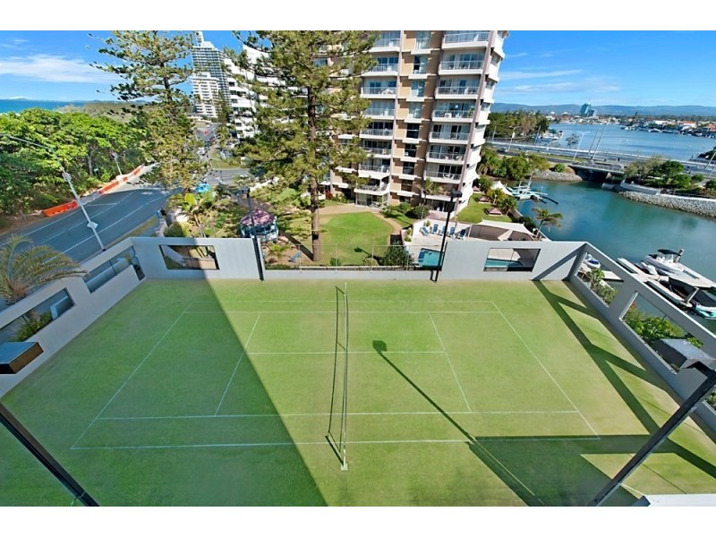 4 ‘Madison Point’ 3478 Main Beach Parade, Main Beach QLD 4217