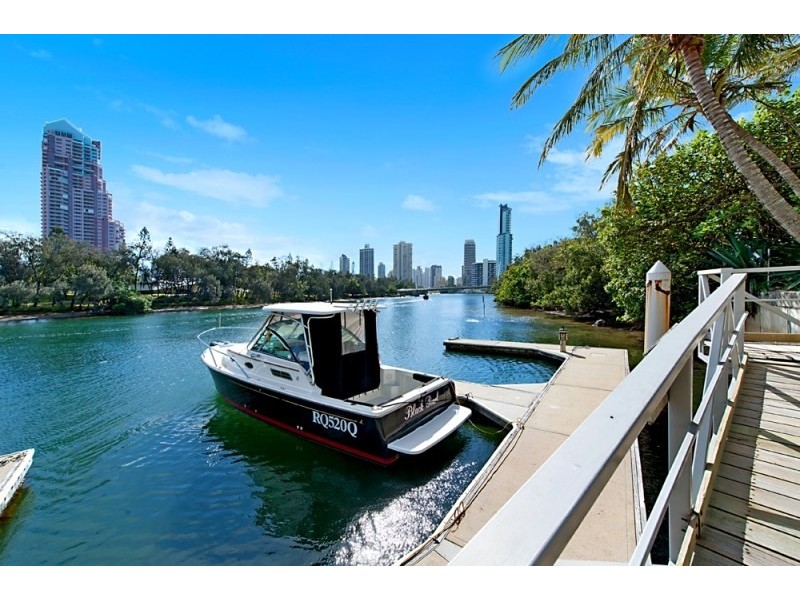 4 ‘Madison Point’ 3478 Main Beach Parade, Main Beach QLD 4217