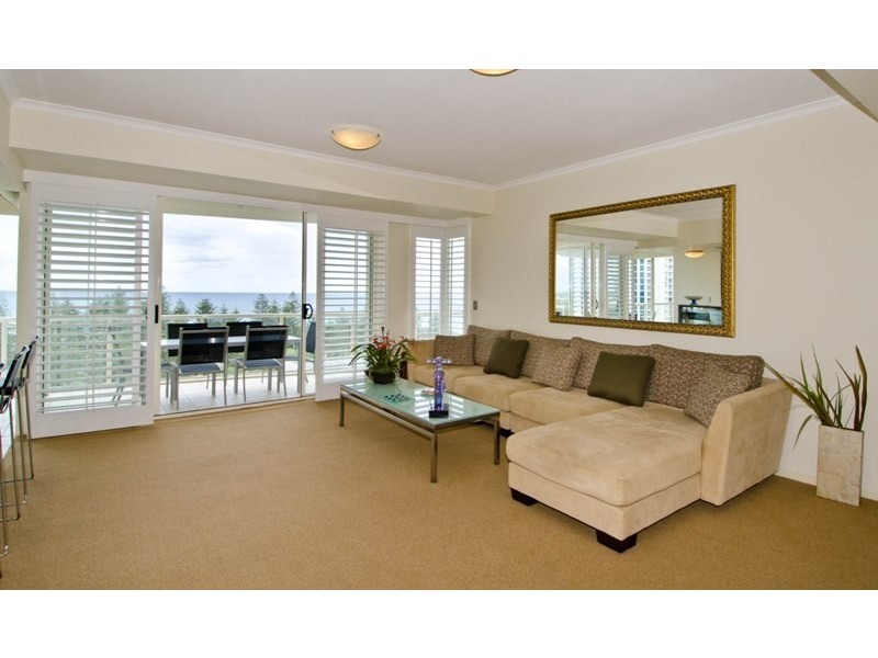 1 Lennie Avenue, Main Beach QLD 4217