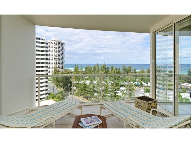 1 Lennie Avenue, Main Beach QLD 4217