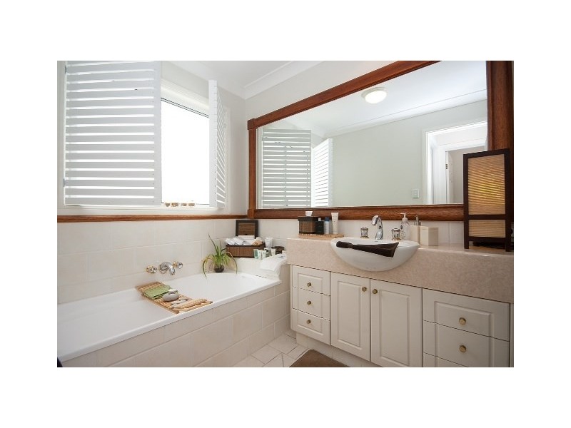 6/100 Cotlew Street East, Southport QLD 4215