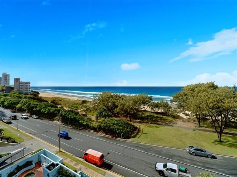 3482 Main Beach Parade, Main Beach QLD 4217