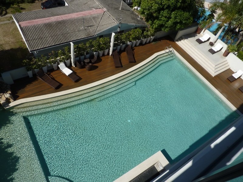 24 Hughes Avenue, Main Beach QLD 4217