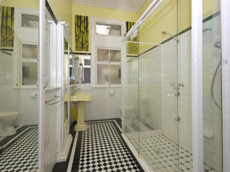 202 Kingsford Smith Drive, Hamilton QLD 4007