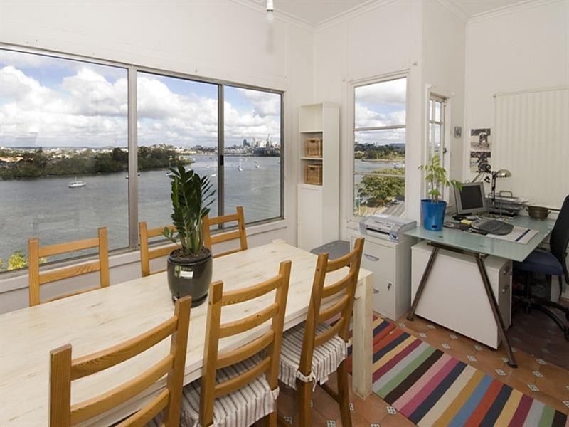 202 Kingsford Smith Drive, Hamilton QLD 4007