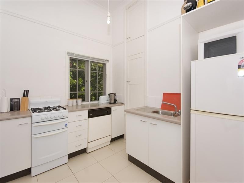 202 Kingsford Smith Drive, Hamilton QLD 4007