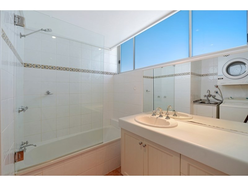 3555 Main Beach Parade, Main Beach QLD 4217