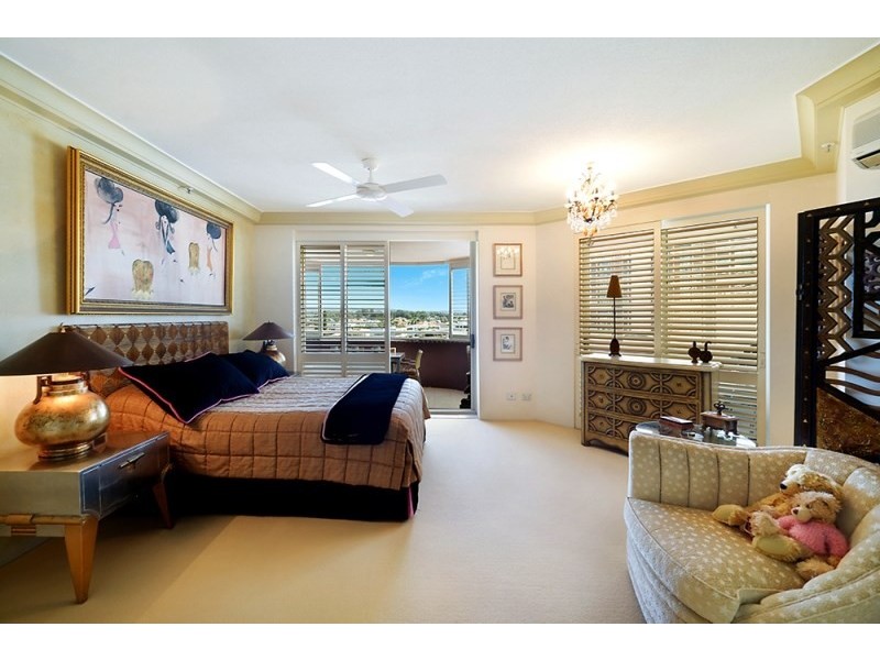 12 Commodore Drive, Surfers Paradise QLD 4217