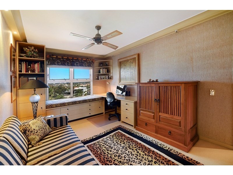 12 Commodore Drive, Surfers Paradise QLD 4217