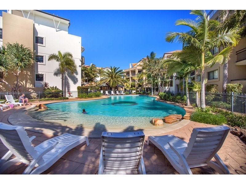 124 ‘Sandcastles’ 392 Marine Parade, Labrador QLD 4215