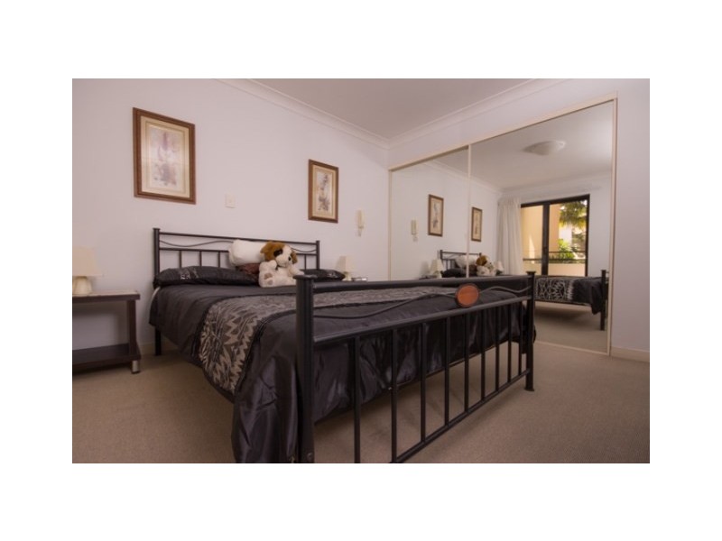 124 ‘Sandcastles’ 392 Marine Parade, Labrador QLD 4215