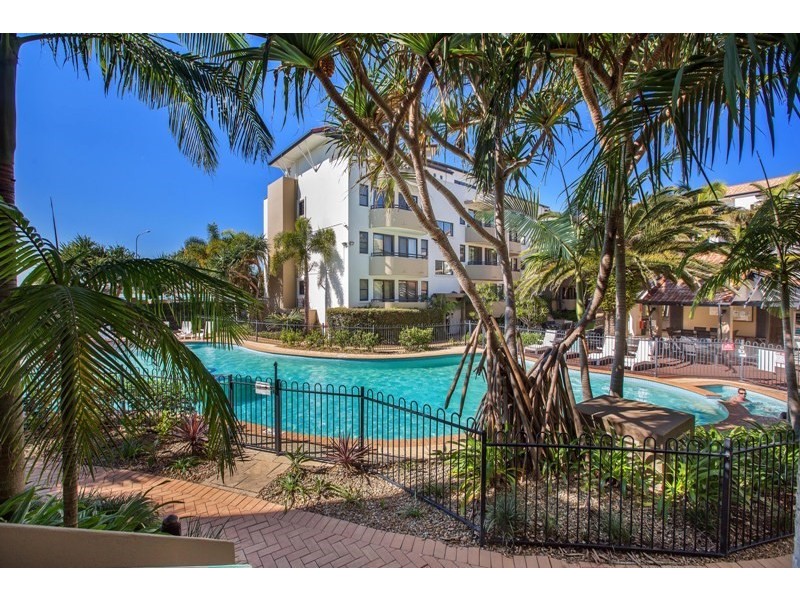 124 ‘Sandcastles’ 392 Marine Parade, Labrador QLD 4215