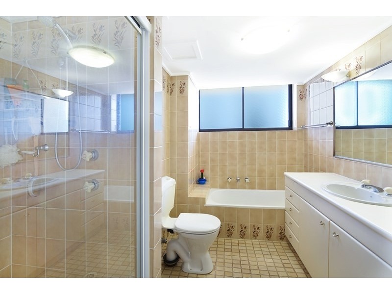 80 The Esplanade, Surfers Paradise QLD 4217