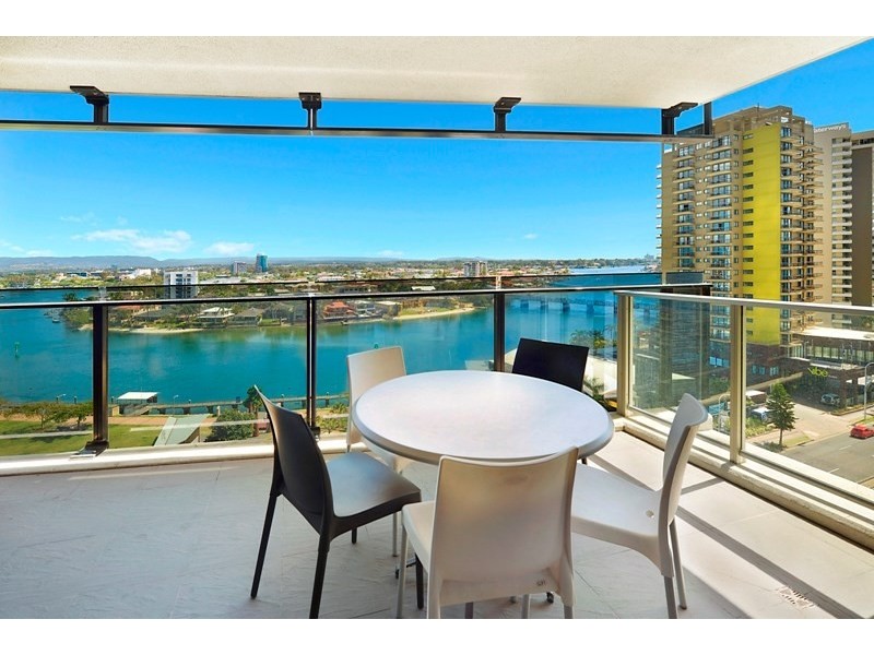 9 Ferny Avenue, Surfers Paradise QLD 4217