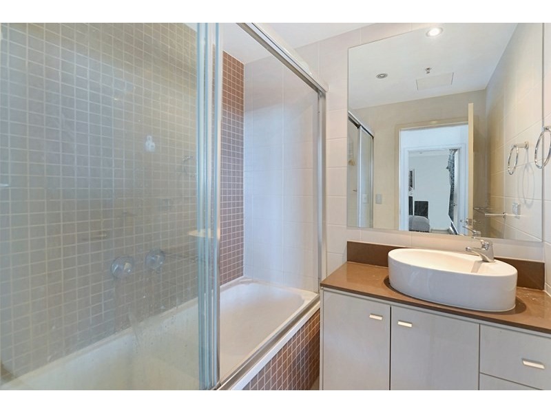 1 Aqua Street, Southport QLD 4215