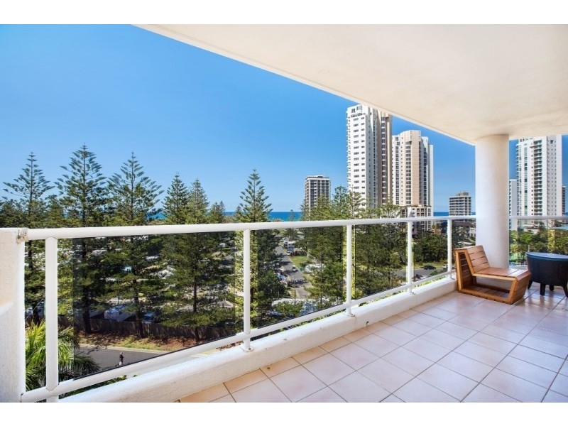 1 Hughes Avenue, Main Beach QLD 4217