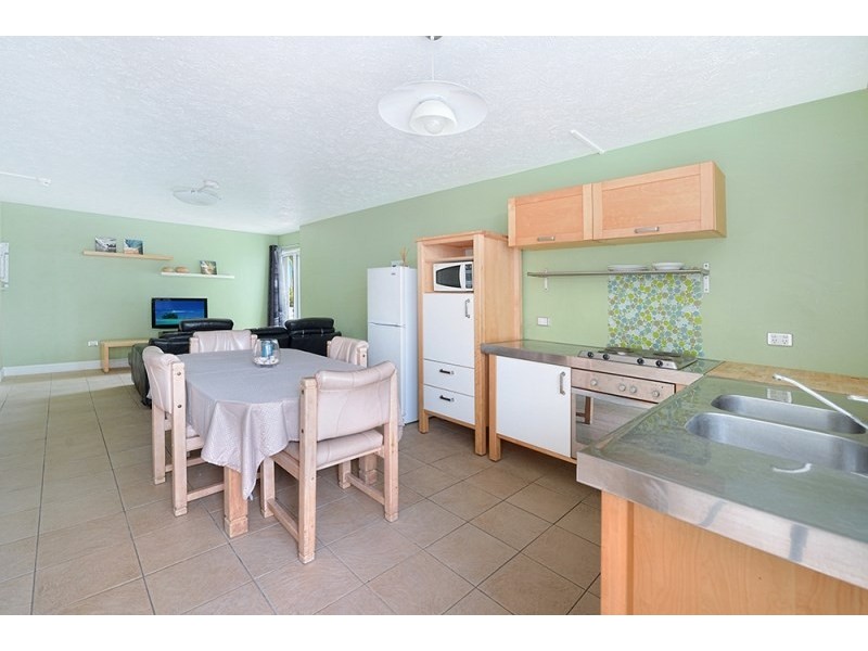 69 Ferny Avenue, Surfers Paradise QLD 4217