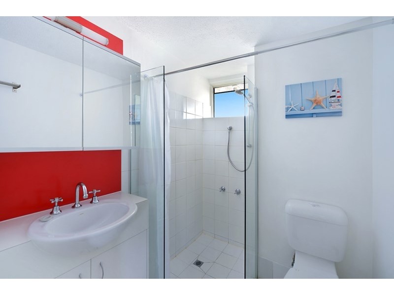 69 Ferny Avenue, Surfers Paradise QLD 4217
