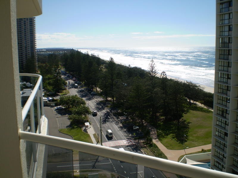 Main Beach QLD 4217