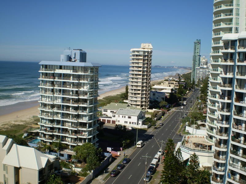 Main Beach QLD 4217
