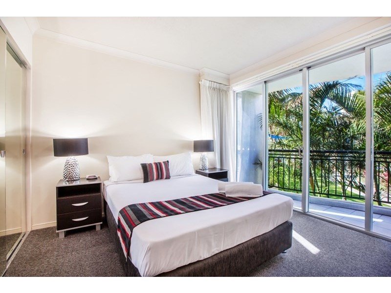 23 Ferny Avenue, Surfers Paradise QLD 4217