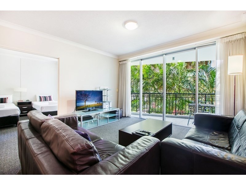 23 Ferny Avenue, Surfers Paradise QLD 4217