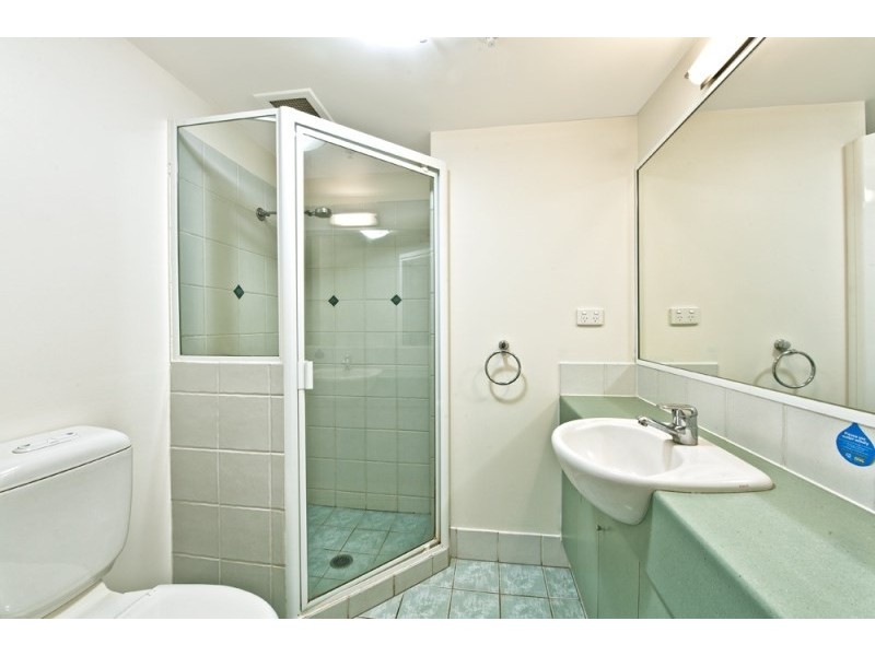 46 Pacific Street, Main Beach QLD 4217