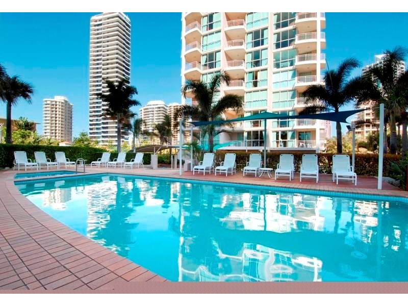 46 Pacific Street, Main Beach QLD 4217