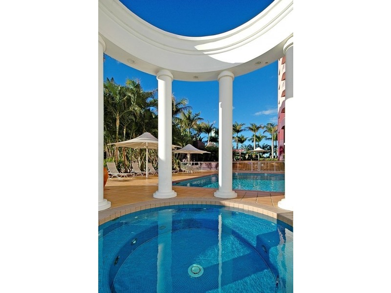 12 Commodore Drive ‘Grand Mariner’, Surfers Paradise QLD 4217