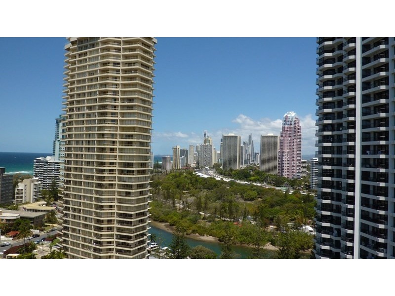 15 Breaker Street, Main Beach QLD 4217